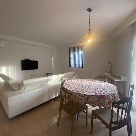 Cozy 2 Bedroom Apartment Near Seafront Gzira Exteriör bild