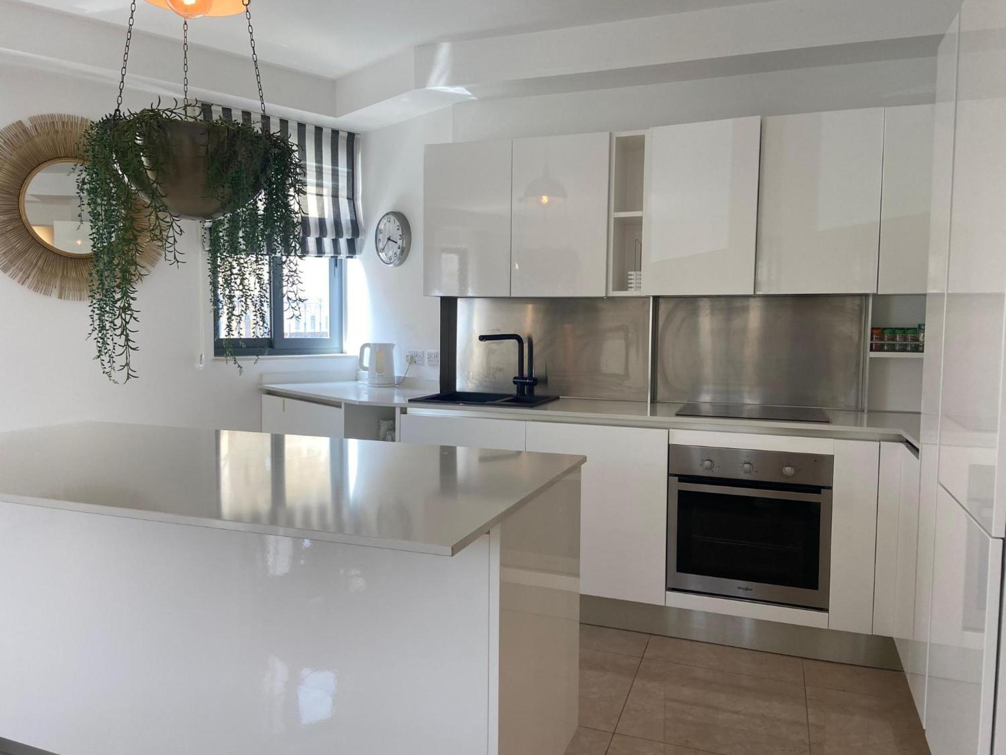 Cozy 2 Bedroom Apartment Near Seafront Gzira Exteriör bild